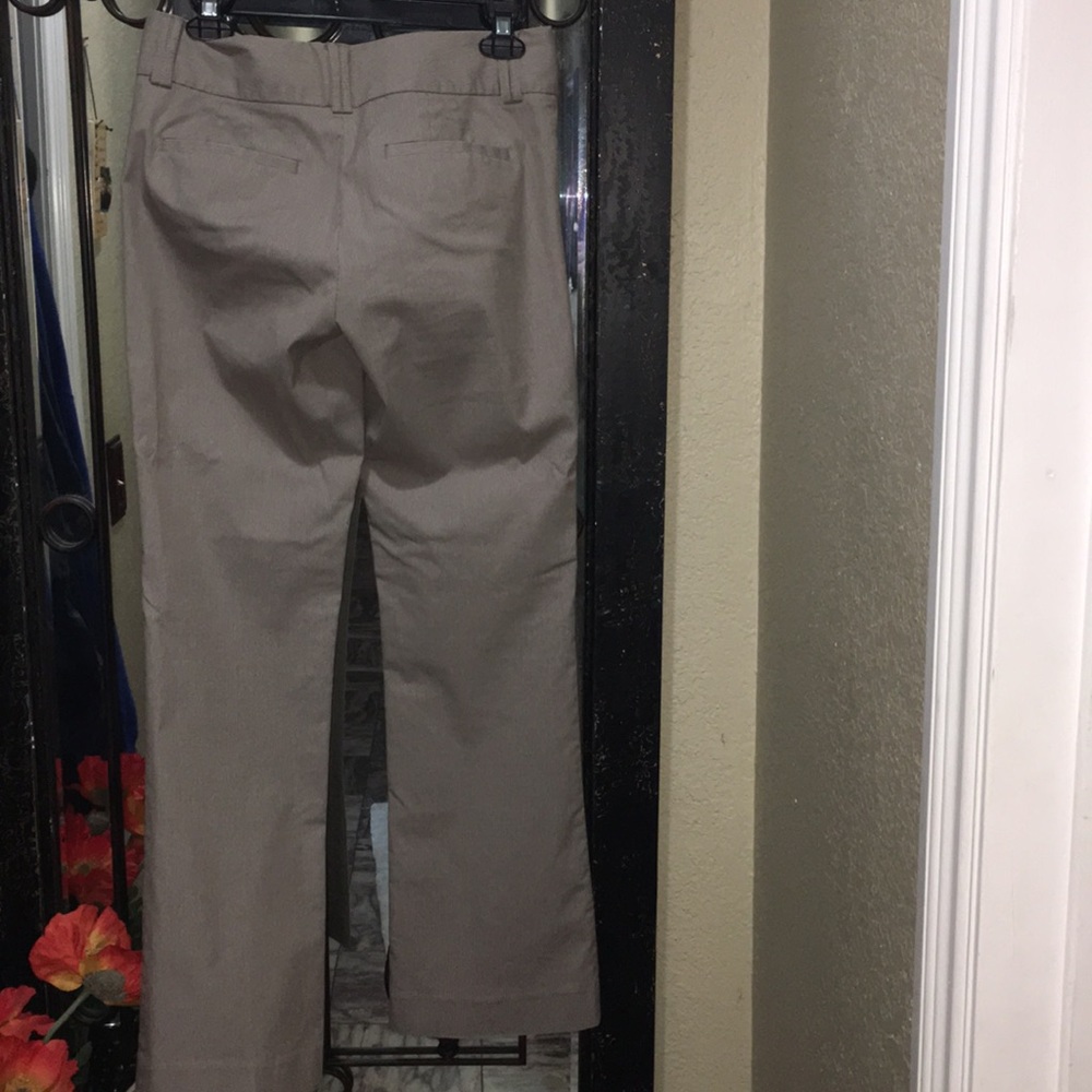 Khaki cream pinstripes size 4 stretch material - Picture 5 of 8
